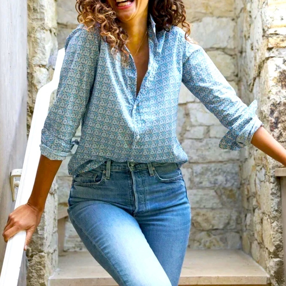 Frank & Eileen FRANK Blue Floral Cotton Classic Button Up Top